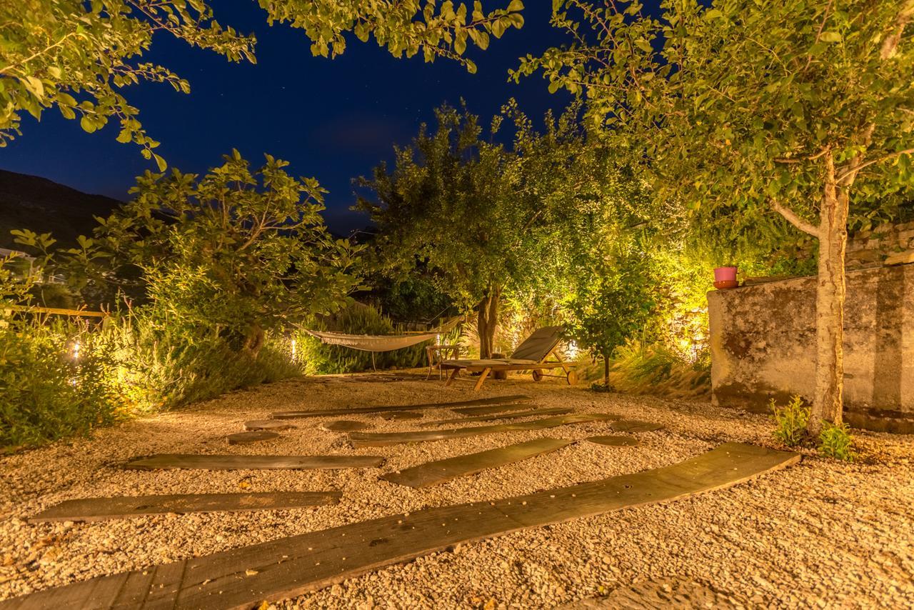 Old Noar Private Villa Novara di Sicilia Exterior foto